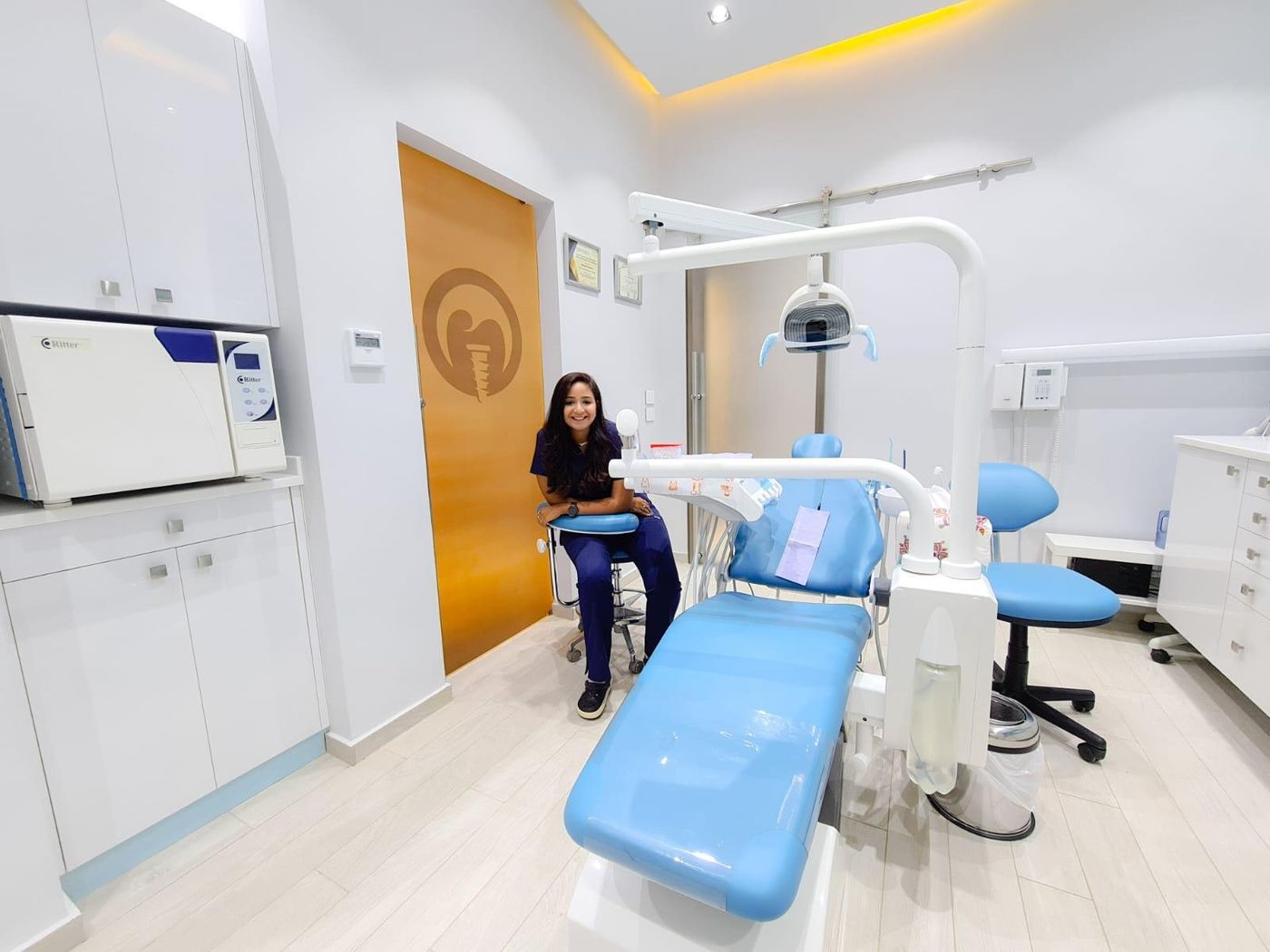 Implant clinic operatory